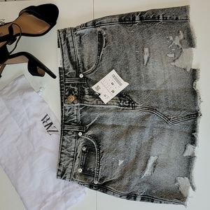 NWT distressed zara mini skirt